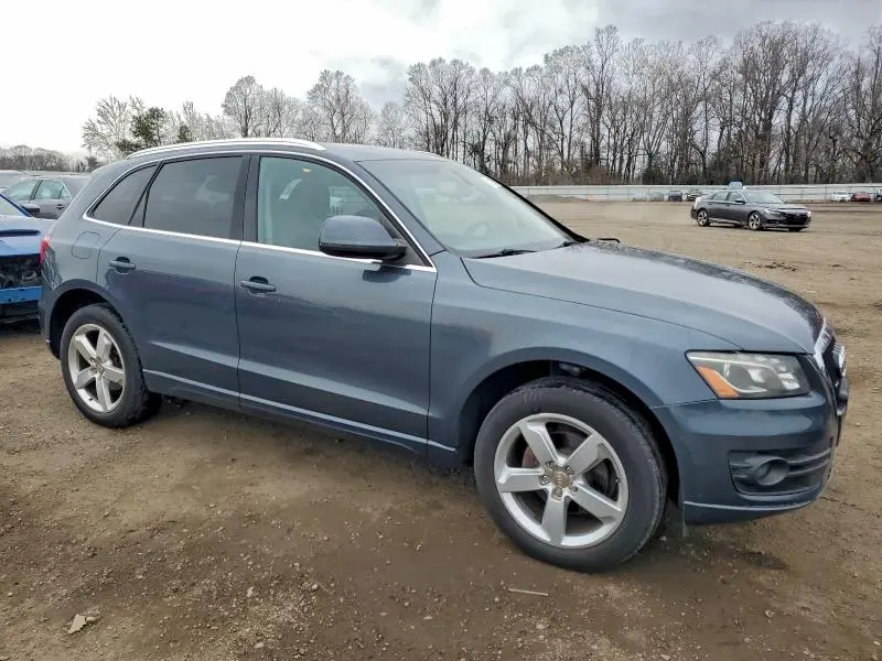2010 AUDI Q5 PREMIUM PLUS  