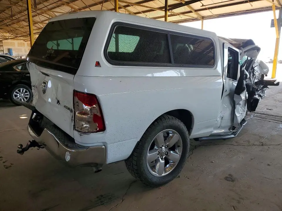 2018 RAM 1500 SLT  