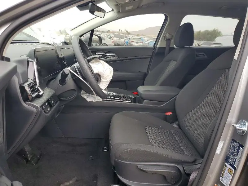 2025 KIA SPORTAGE LX  