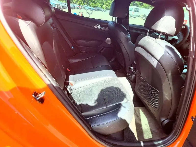 2019 KIA STINGER GT  