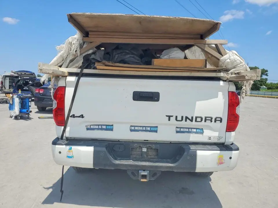 2014 TOYOTA TUNDRA CREWMAX PLATINUM  