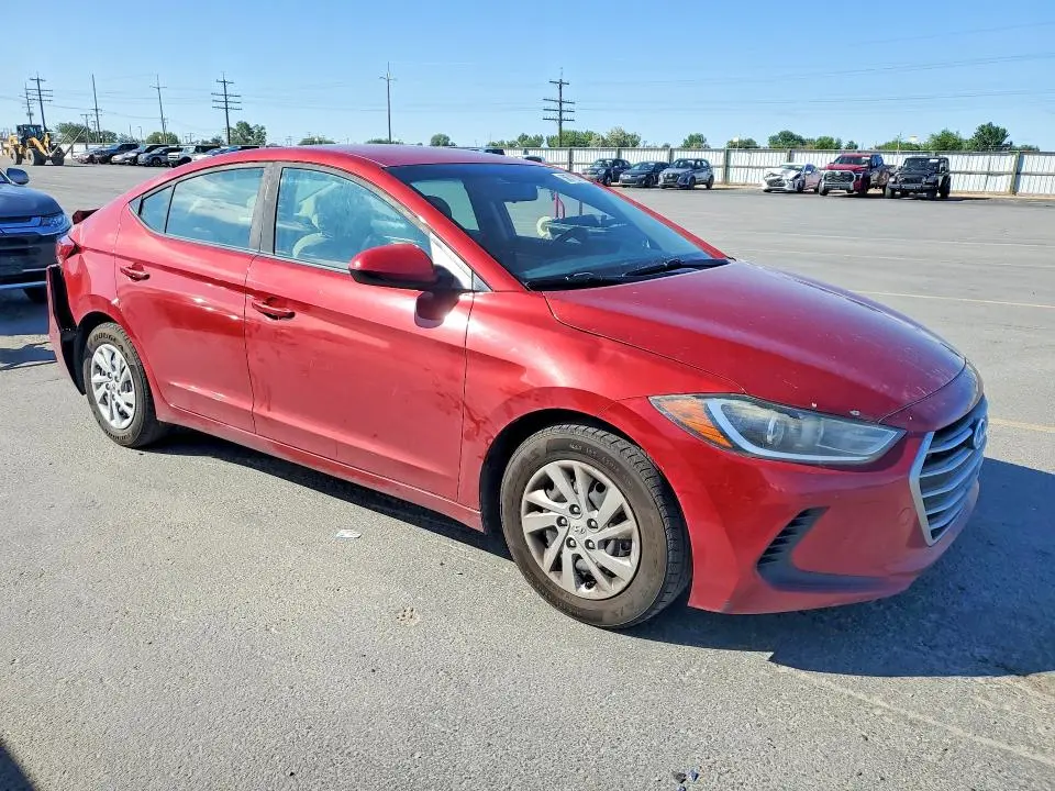 2017 HYUNDAI ELANTRA SE  