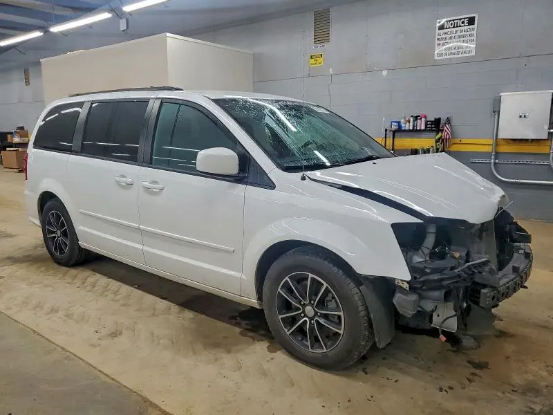 2017 DODGE GRAND CARAVAN GT  