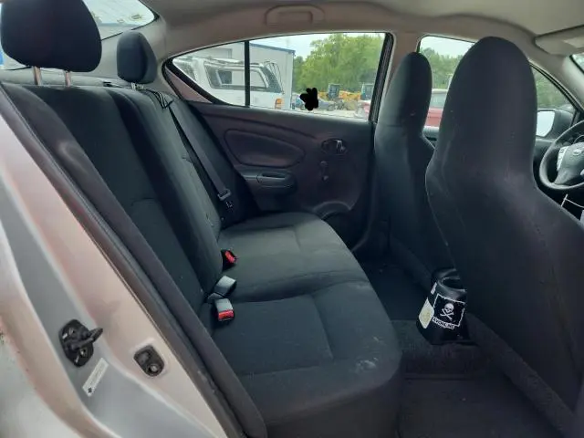 2015 NISSAN VERSA S  