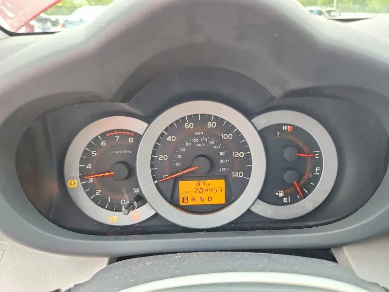 2011 TOYOTA RAV4 BASE  
