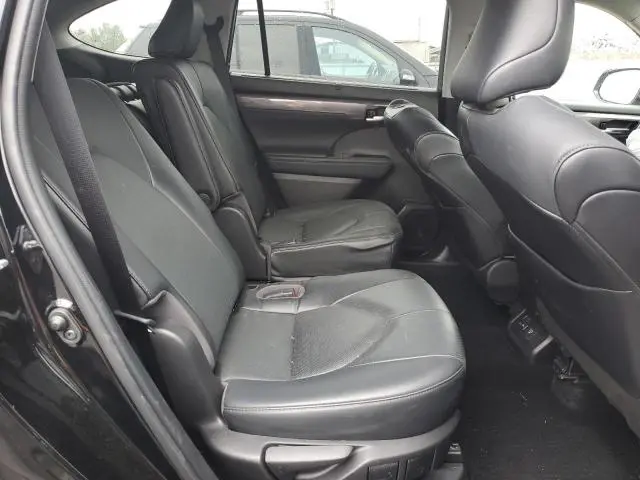 2022 TOYOTA HIGHLANDER HYBRID LIMITED  