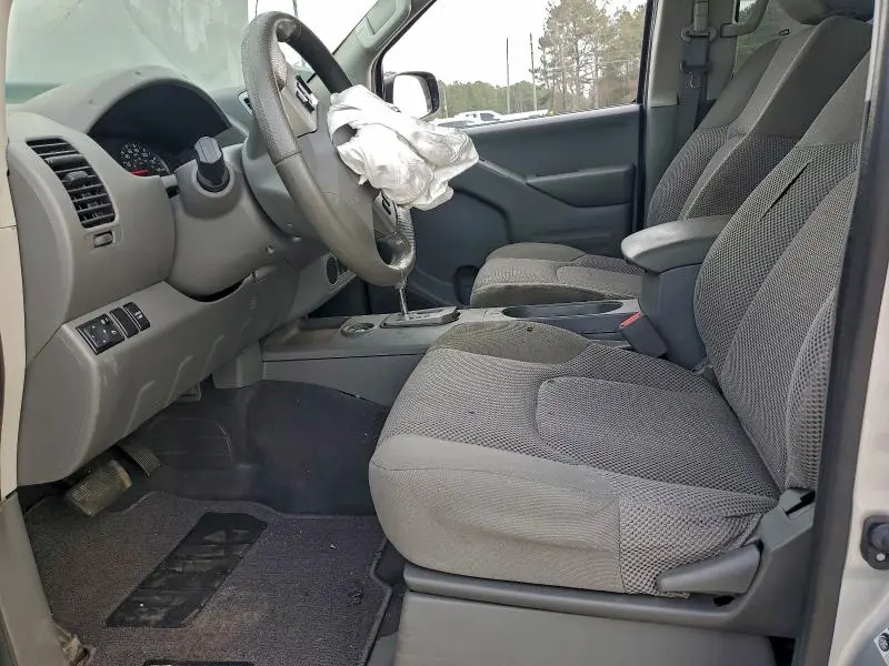 2020 NISSAN FRONTIER S  