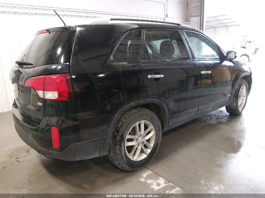 2015 KIA SORENTO LX