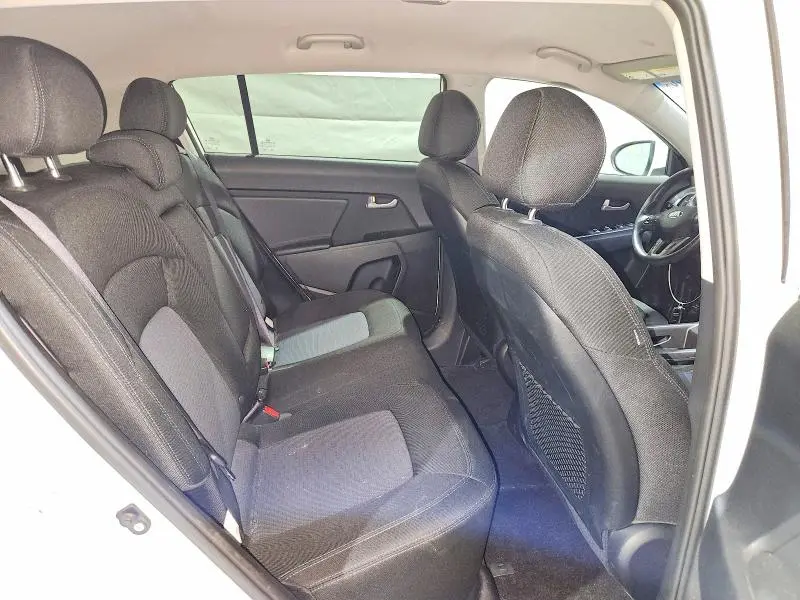 2016 KIA SPORTAGE LX  
