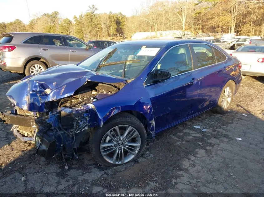 2015 TOYOTA CAMRY SE