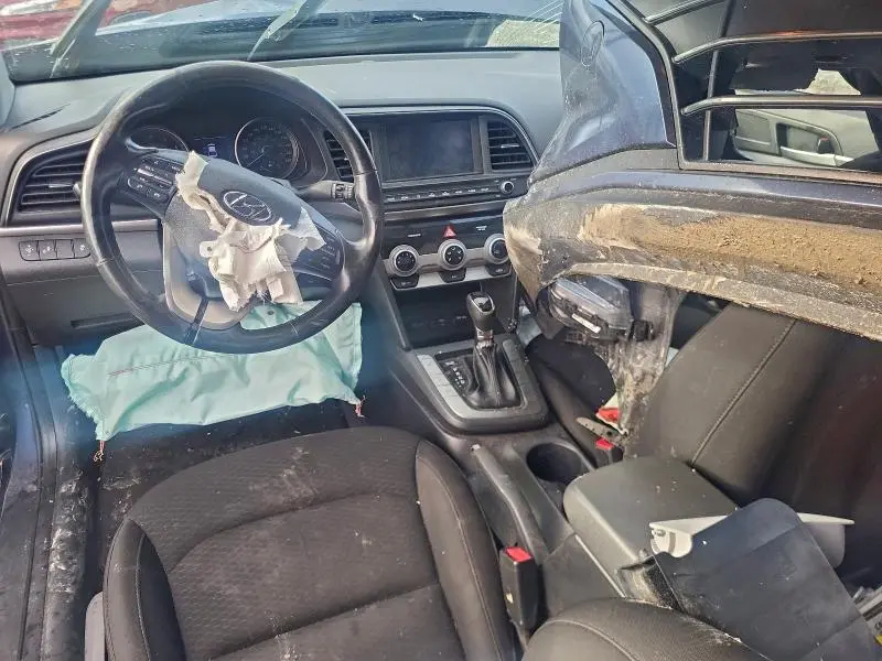 2019 HYUNDAI ELANTRA SEL  