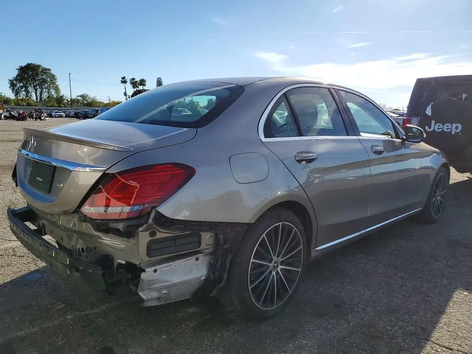 2019 MERCEDES-BENZ C 300  
