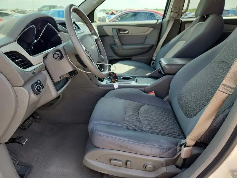 2015 CHEVROLET TRAVERSE LT  