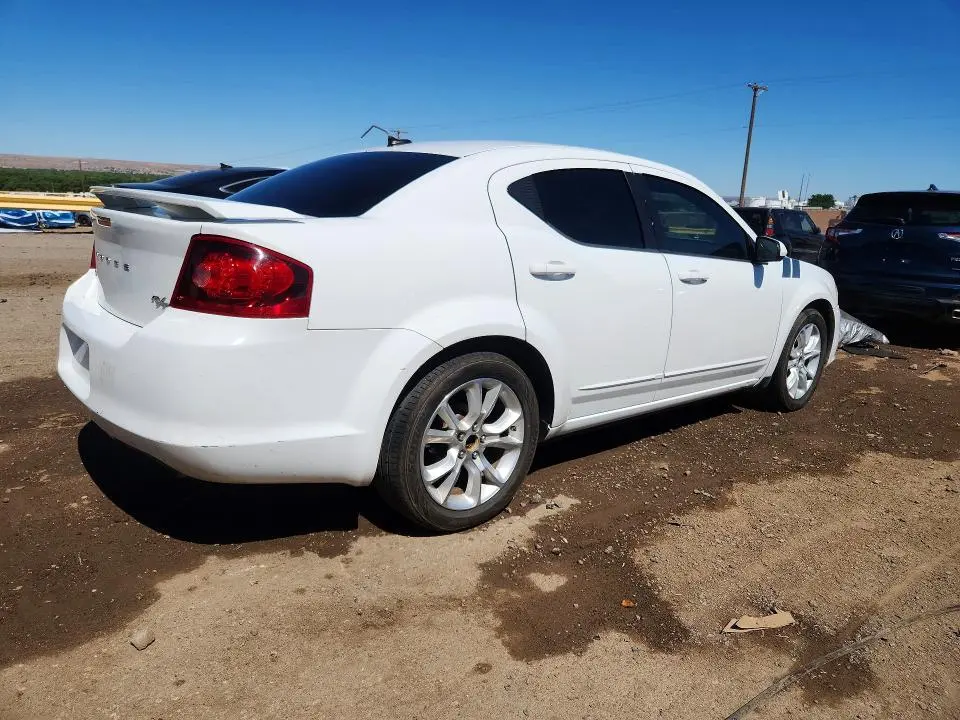 2013 DODGE AVENGER R  