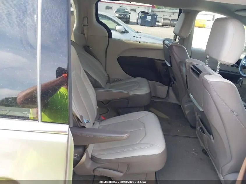 2017 CHRYSLER PACIFICA TOURING-L PLUS