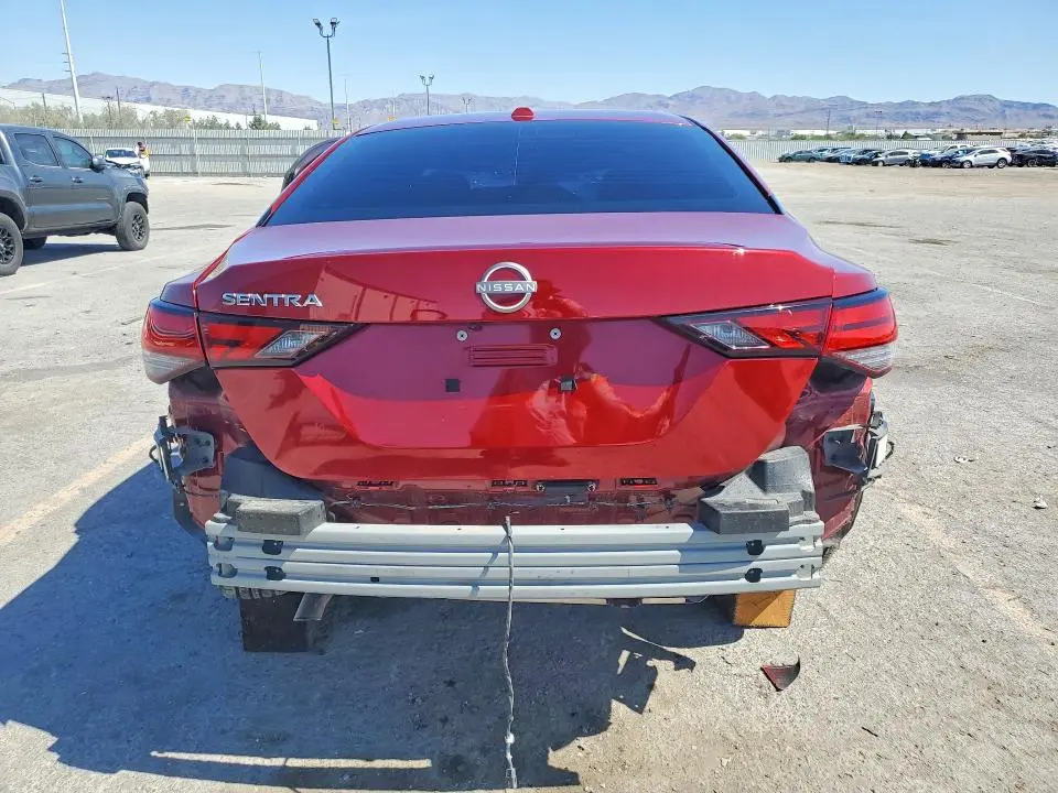 2025 NISSAN SENTRA SV  