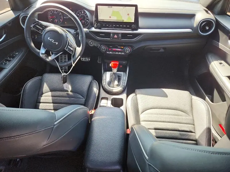 2023 KIA FORTE GT LINE  