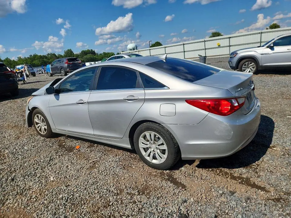 2011 HYUNDAI SONATA GLS  