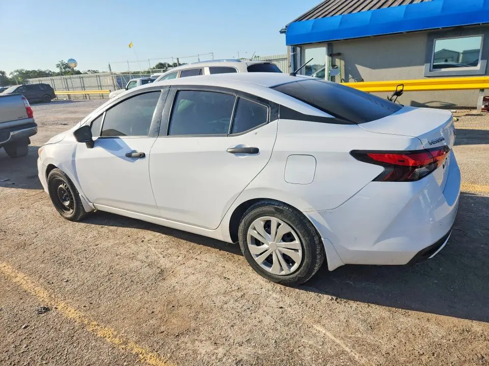 2020 NISSAN VERSA S  
