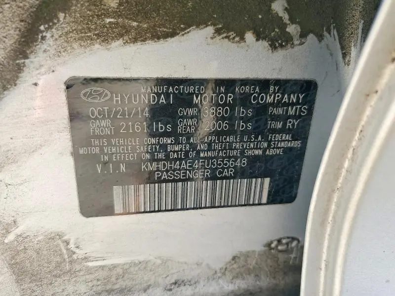 2015 HYUNDAI ELANTRA SE  