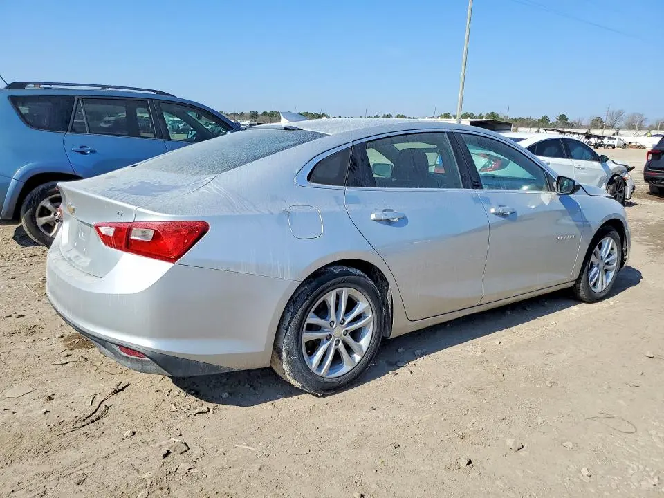 2017 CHEVROLET MALIBU LT  