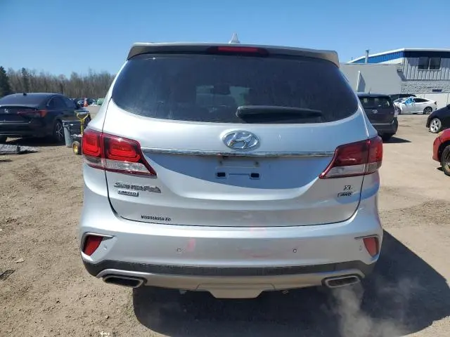 2017 HYUNDAI SANTA FE SE  