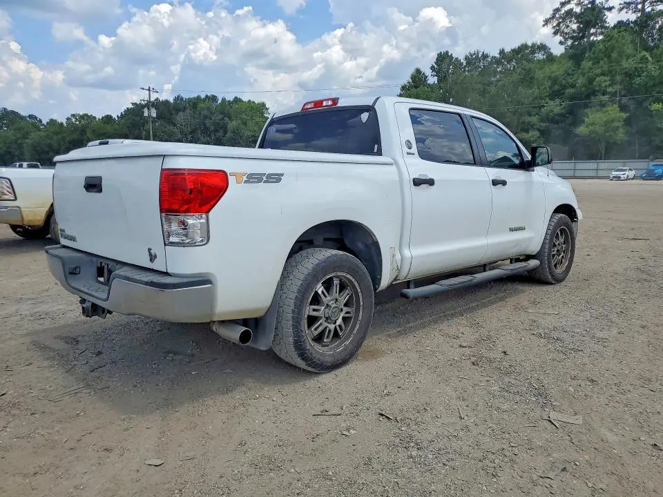 2013 TOYOTA TUNDRA CREWMAX SR5  
