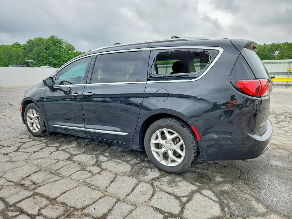 2020 CHRYSLER PACIFICA TOURING L PLUS  