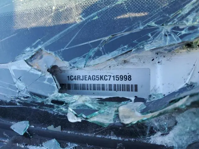 2019 JEEP GRAND CHEROKEE LAREDO  