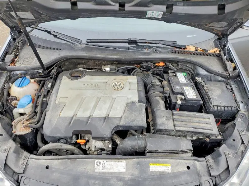 2013 VOLKSWAGEN JETTA TDI  