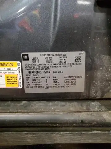 2013 CHEVROLET TRAVERSE LS  