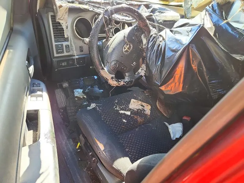 2011 TOYOTA TUNDRA DOUBLE CAB SR5  
