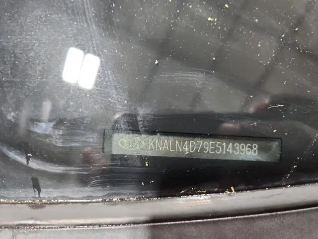 2014 KIA CADENZA PREMIUM  