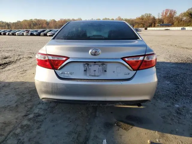 2016 TOYOTA CAMRY LE  