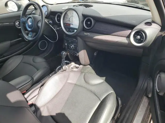 2013 MINI COOPER S