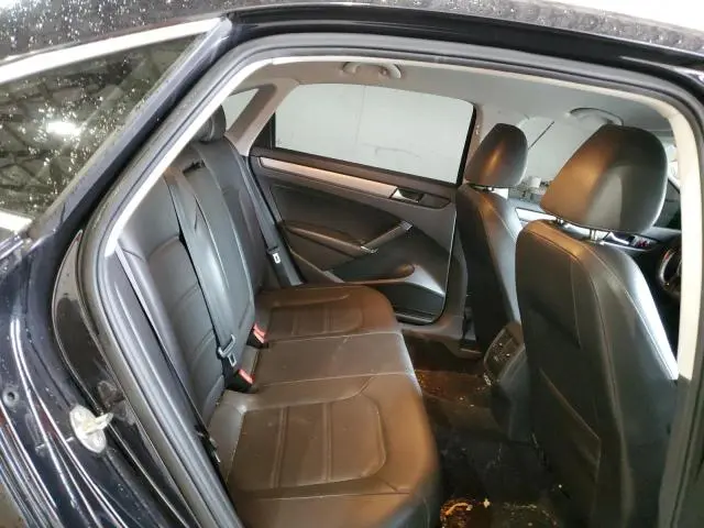 2020 VOLKSWAGEN PASSAT SE  