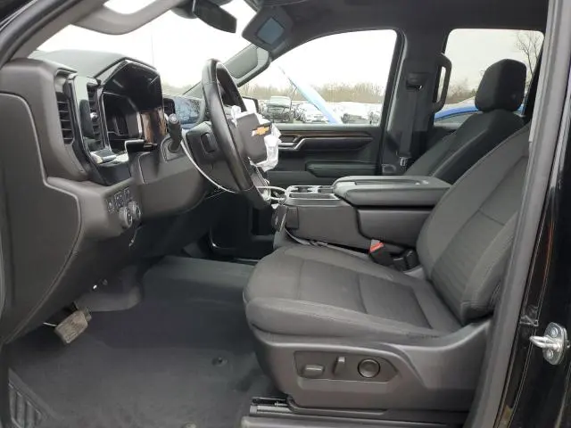 2024 CHEVROLET SILVERADO K1500 LT  