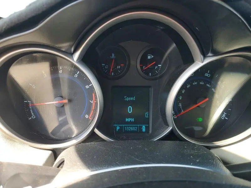 2011 CHEVROLET CRUZE LT  