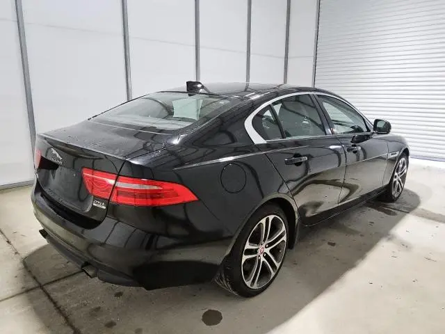 2018 JAGUAR XE   