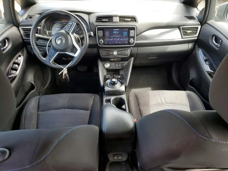 2022 NISSAN LEAF SV PLUS  