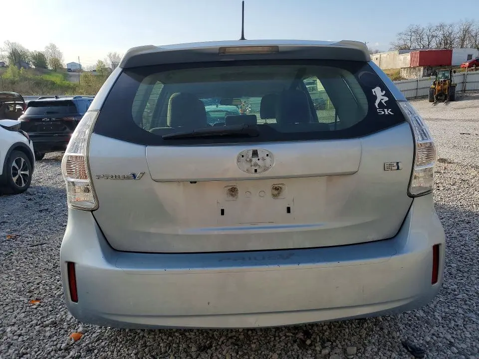 2014 TOYOTA PRIUS V THREE  