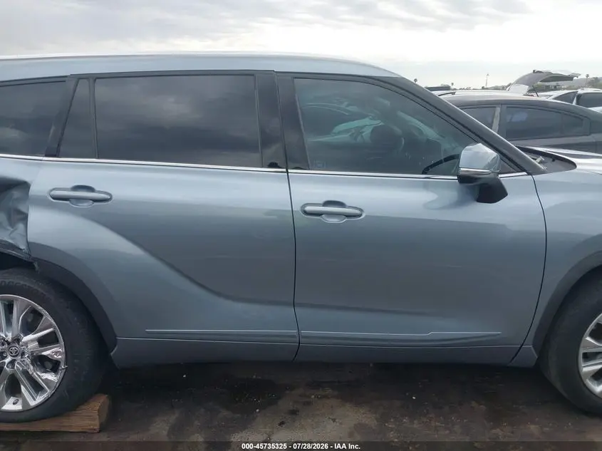 2021 TOYOTA HIGHLANDER LIMITED