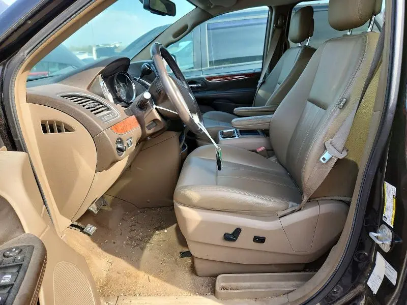 2016 CHRYSLER TOWN&COUNT   