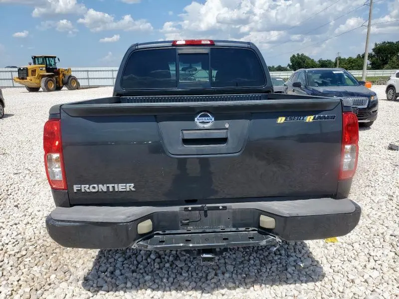 2015 NISSAN FRONTIER S  