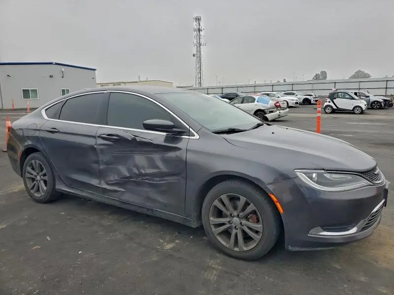 2016 CHRYSLER 200   