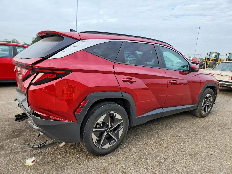2025 HYUNDAI TUCSON SEL  