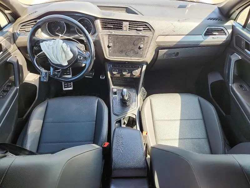 2020 VOLKSWAGEN TIGUAN SE  