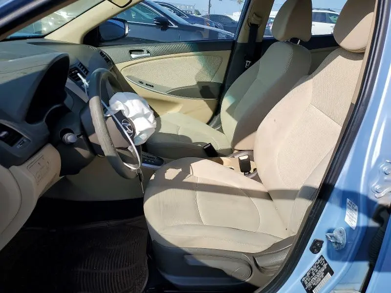 2014 HYUNDAI ACCENT GLS  