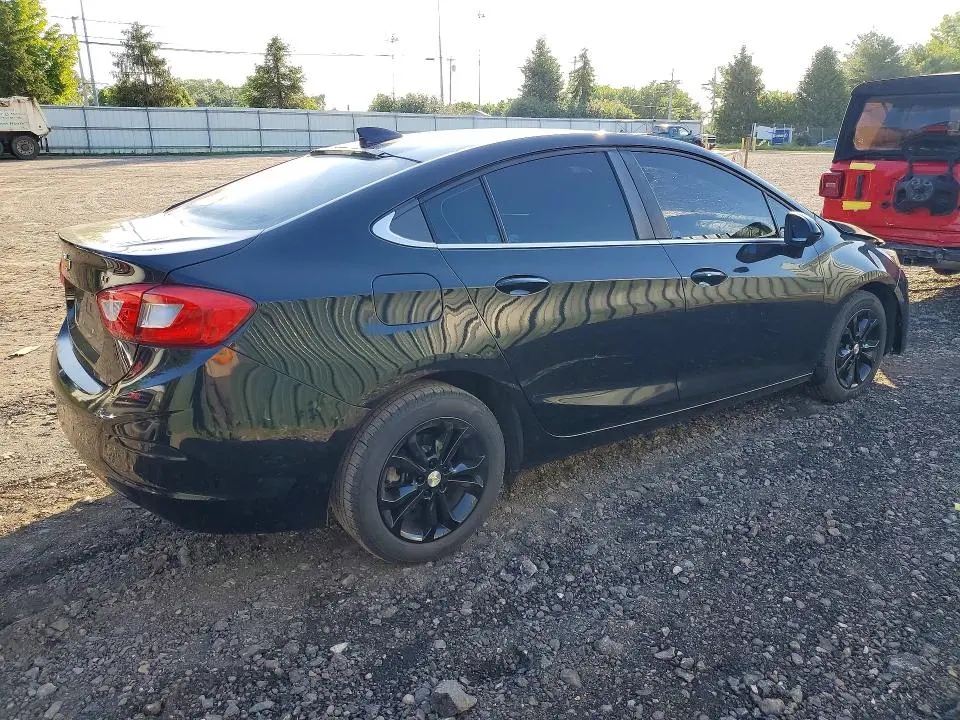 2019 CHEVROLET CRUZE LT  