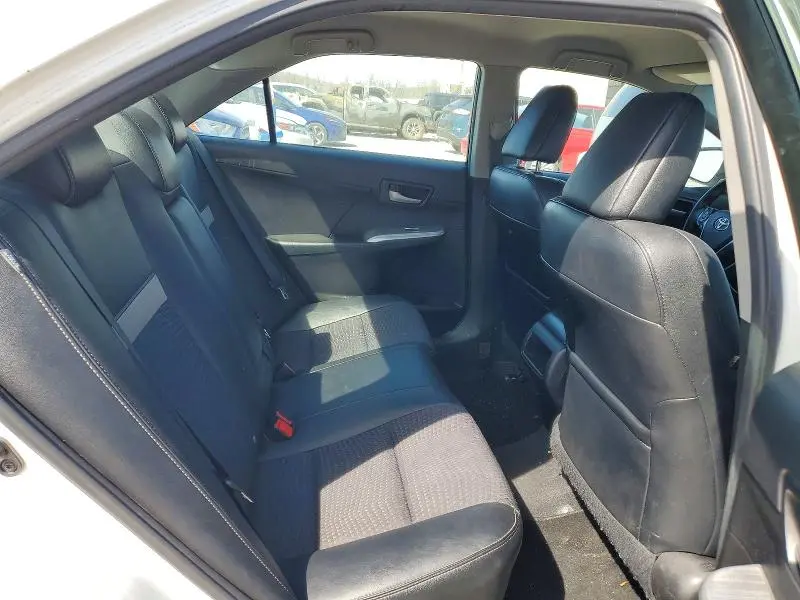 2014 TOYOTA CAMRY SE  